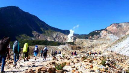 Papandayan volcano trekking
