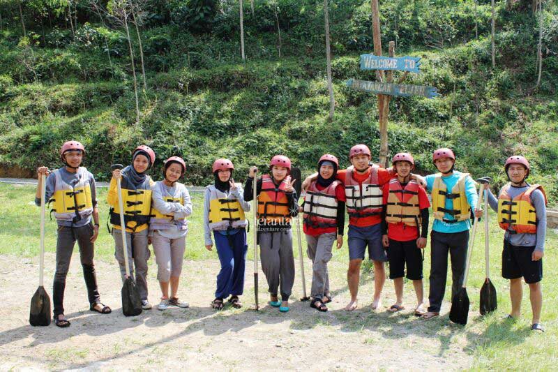Rafting in Palayangan River, Pangalengan Bandung by Terantara